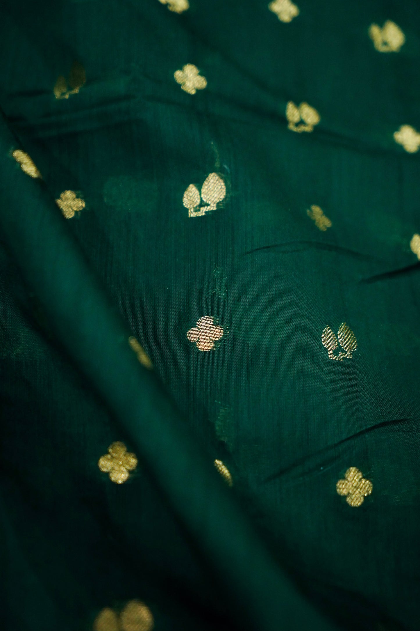 Elegant Dark Green Pure Banarasi Cotton Saree