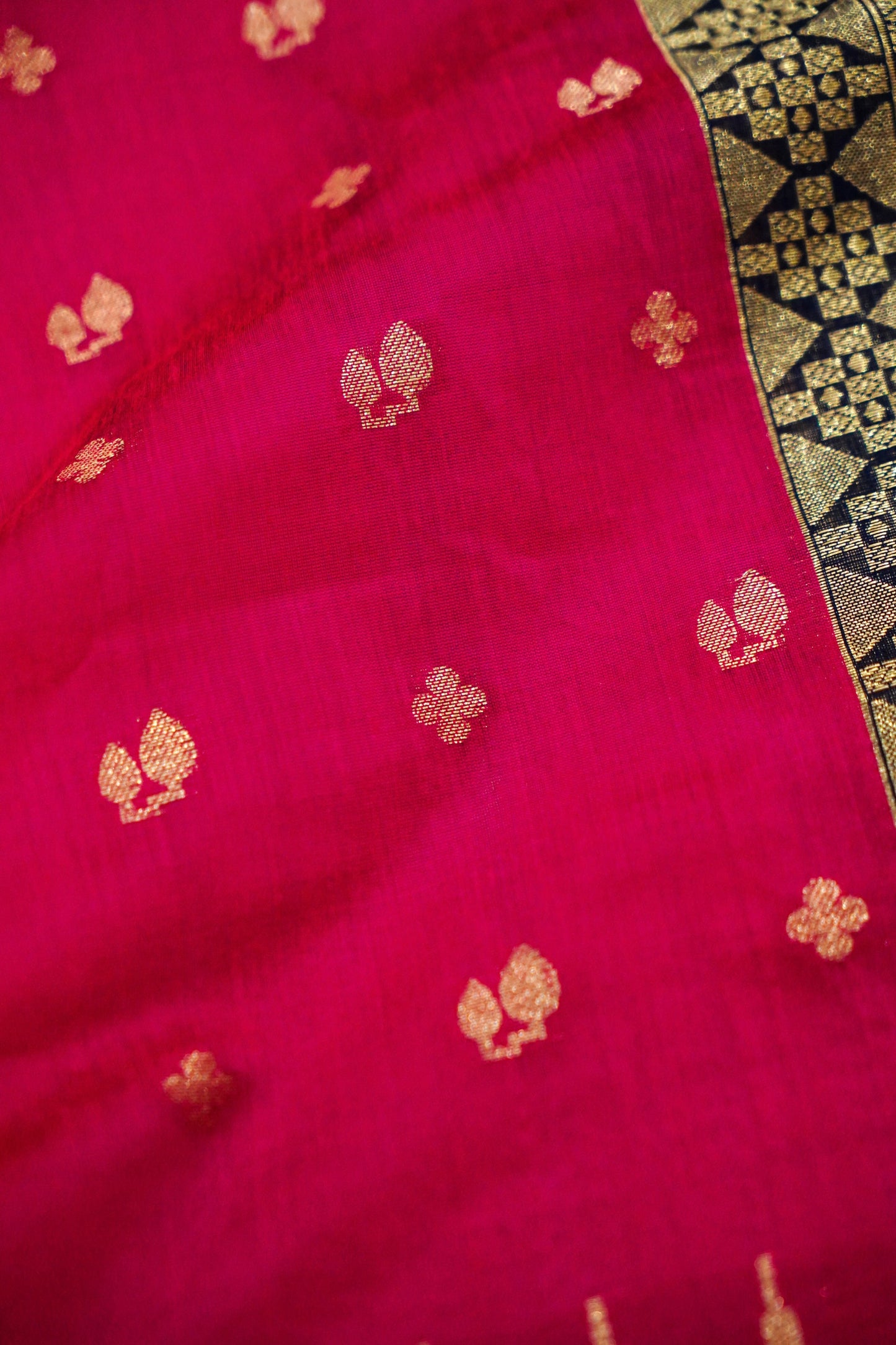 Elegant Rani Pink Pure Banarasi Cotton Saree