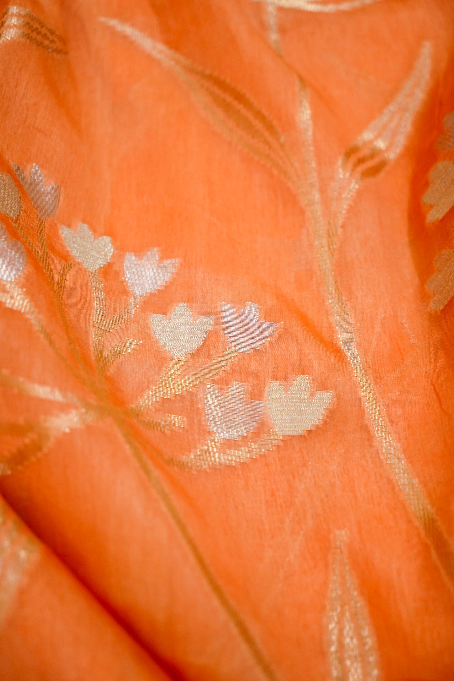 Elegant Orange Pure Viscose Hand-Brush-Dyed Banarasi Saree
