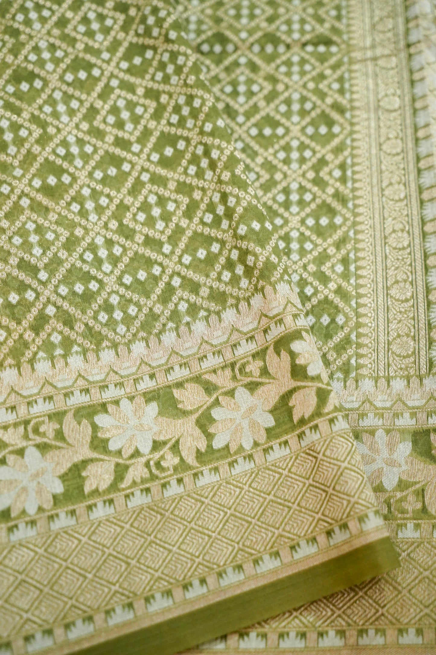 Stunning Green Banarasi Fine Cotton Saree