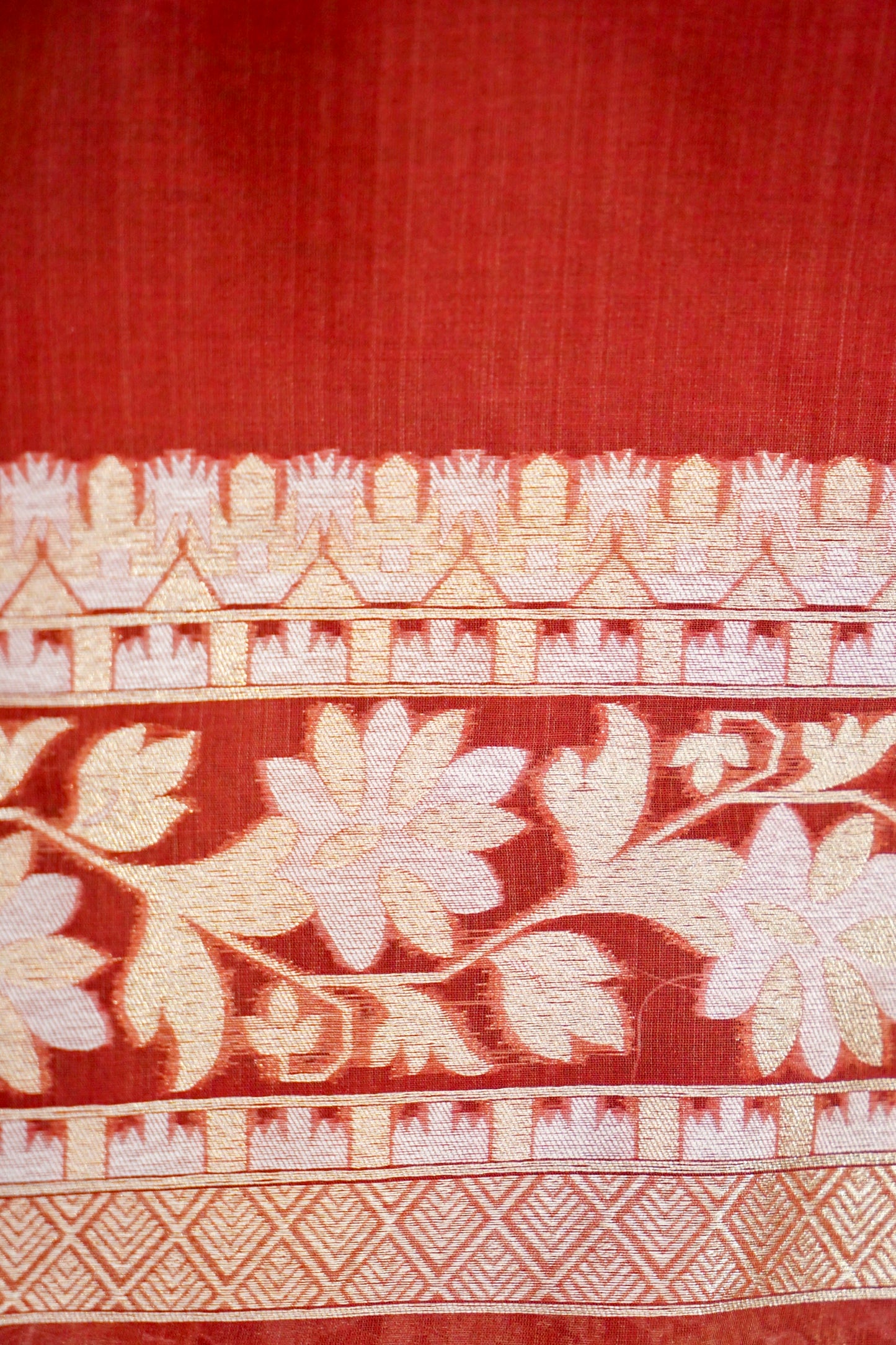 Stunning Red Banarasi Fine Cotton Saree
