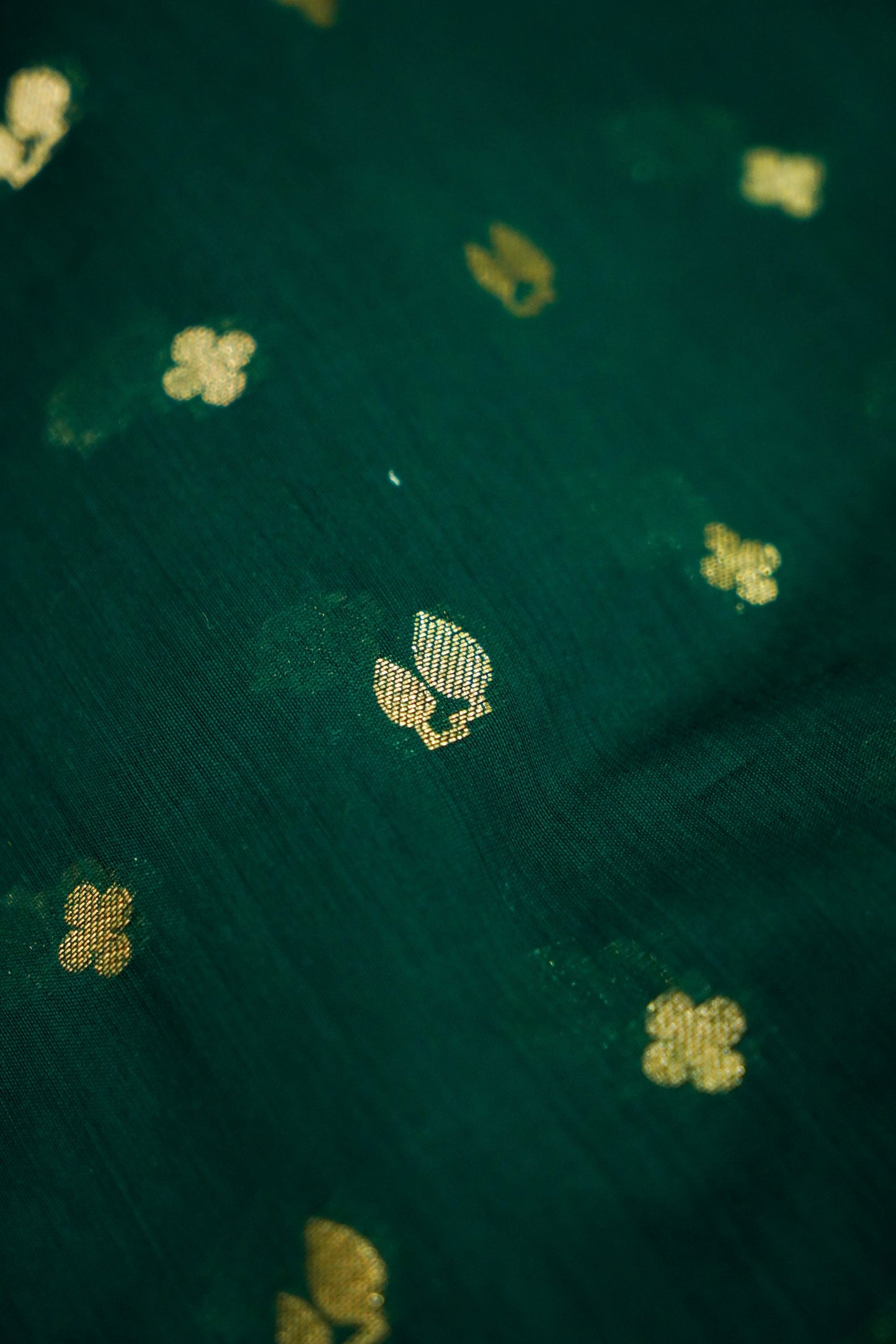Elegant Dark Green Pure Banarasi Cotton Saree