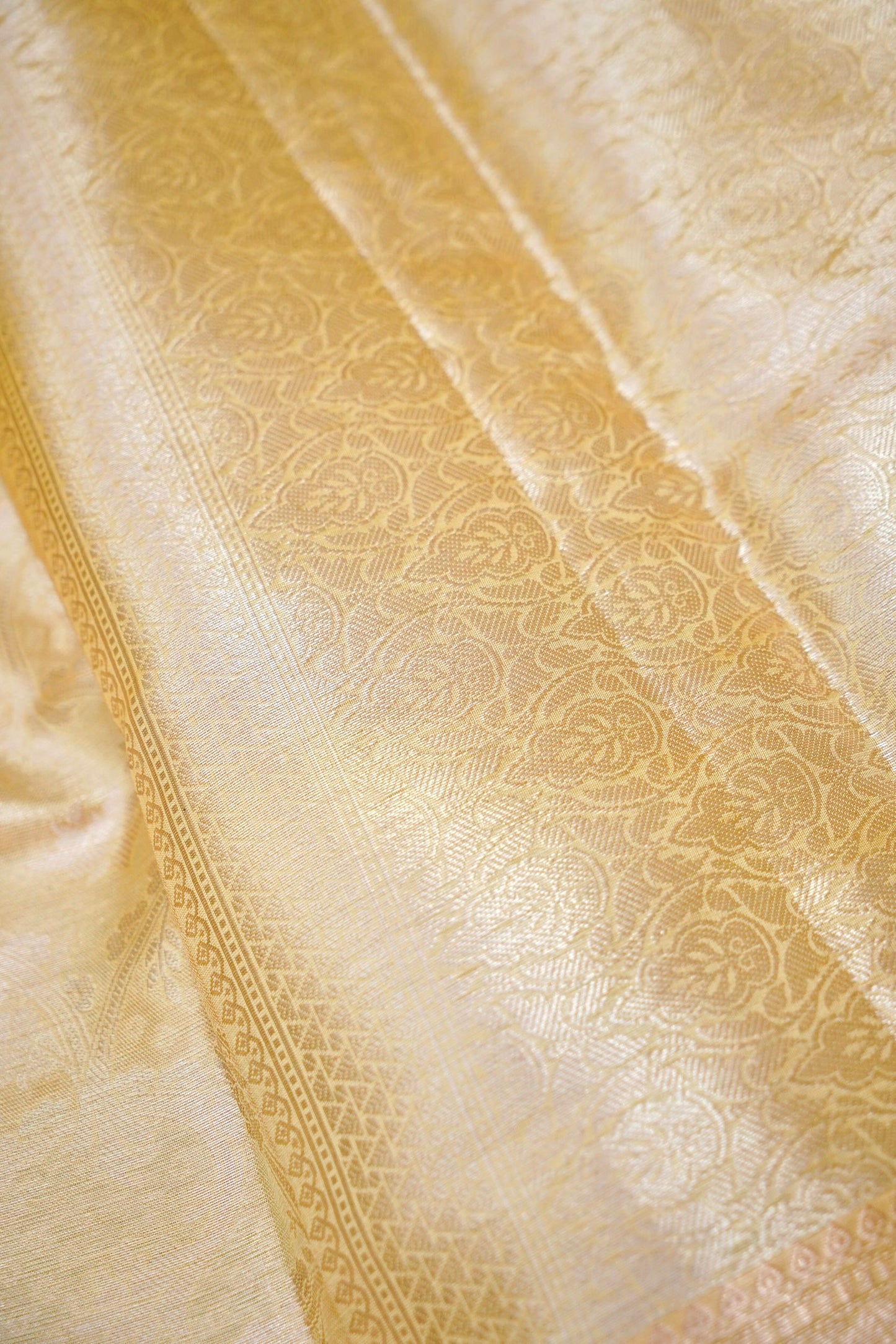 Zari Brocade Banarasi Saree