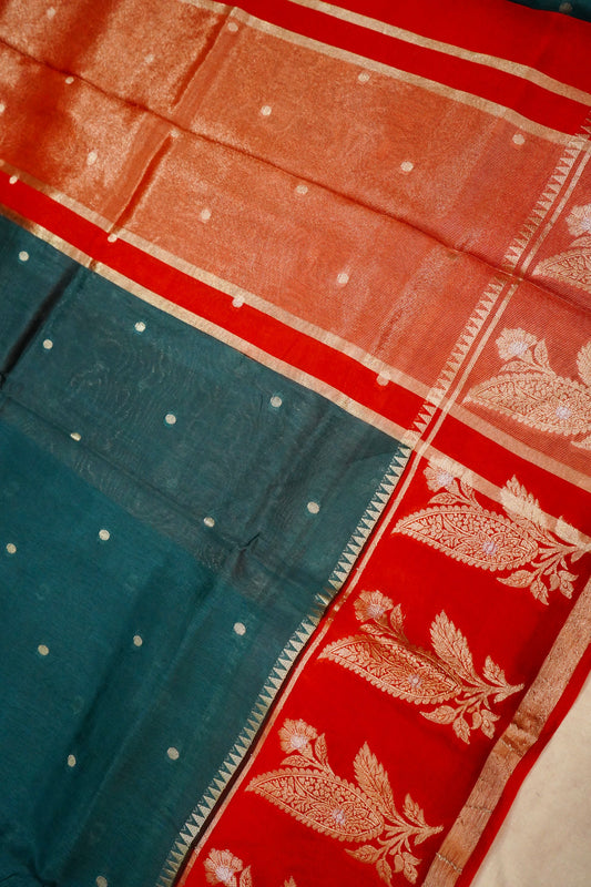 Banarasi Pulp Silk Saree in Green with Red Border